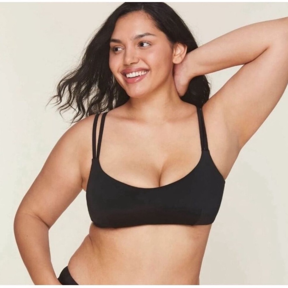 Andie Swim The Rockaway Bikini Top in Black NWT Size Small